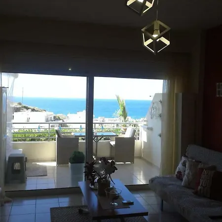 Sea View Cozy Near Center Of Town&free Parking アパート レティムノ