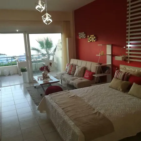 Daire Sea View Cozy Near Center Of Town&free Parking *